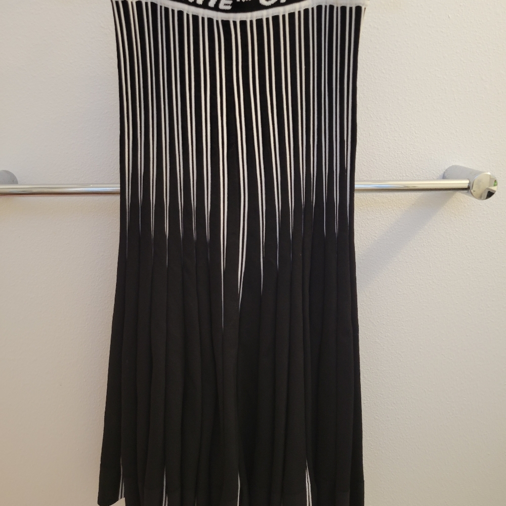 Off white skirt